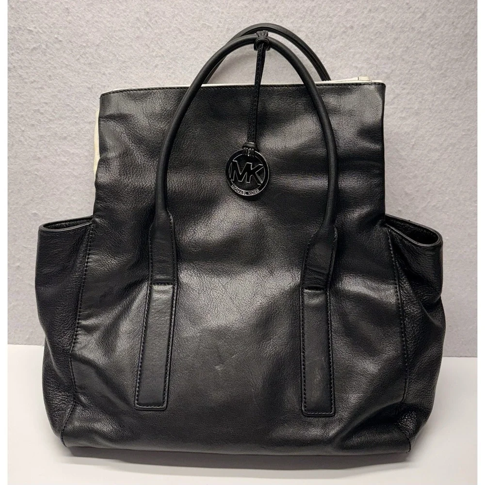Michael Kors Tippi Large Satchel Leather Handbag Purse Black Cream White